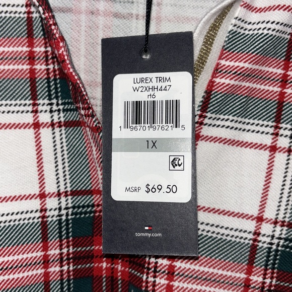 Tommy Hilfiger plaid men quarter inch sleeve! - Picture 2 of 6
